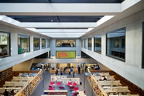 Foto der Bibliothek vonRoll